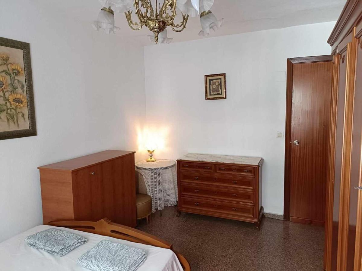 Habitacion *