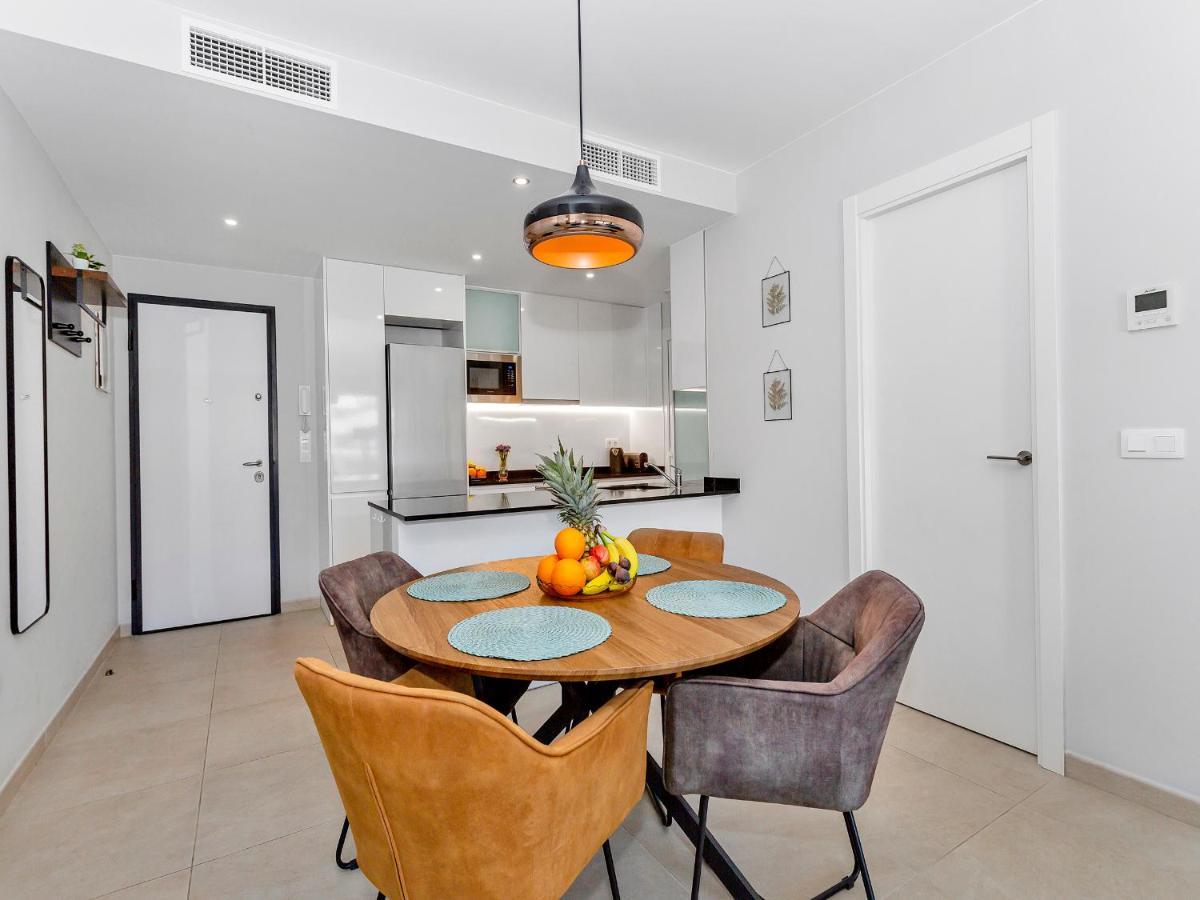 Lovely First Floor Apartment, Heating Pool ! Alicante