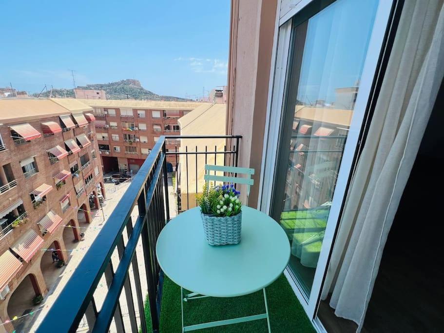 Apartamento Estudio Two En Pleno Centro, Tranquilo Y Elegante