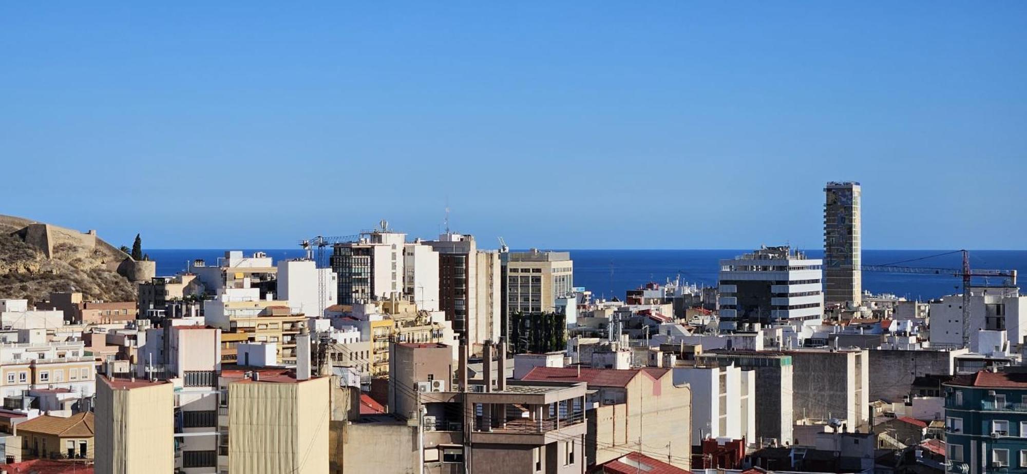 Beautiful Penthouse With Terrace And Views Apartment Alicante
