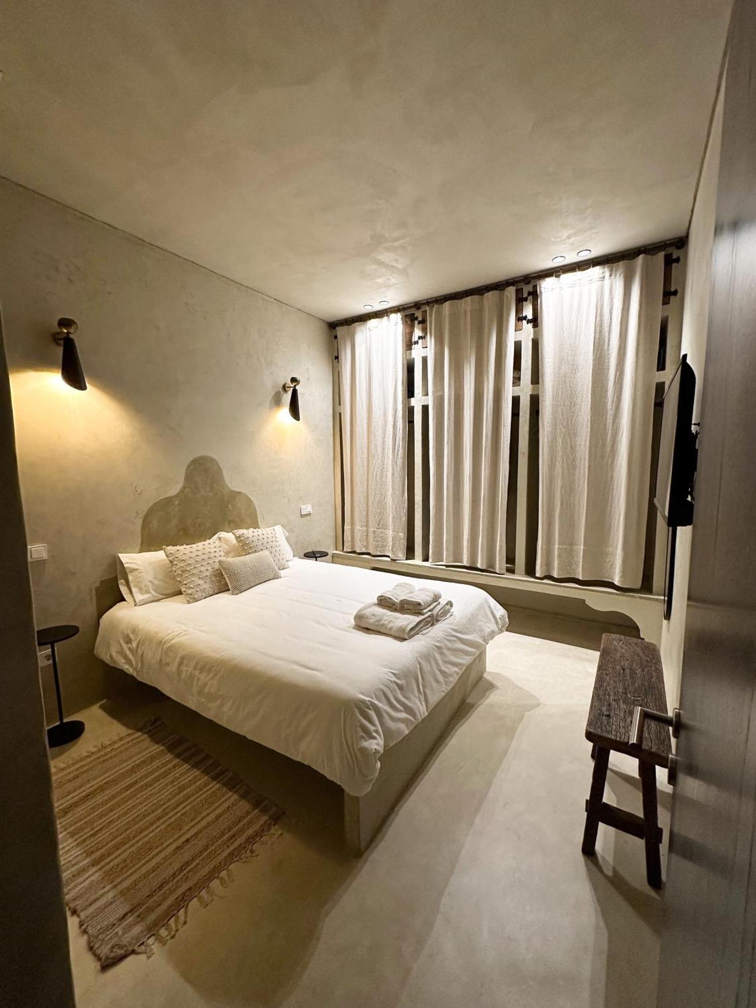 Casa Intre *