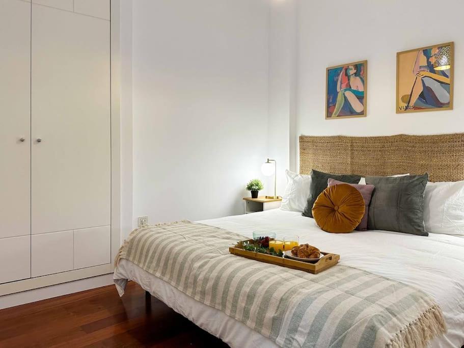 Casa Najera. Elegancia Y Amplitud En Pleno Centro. Apartamento
