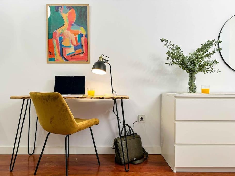 Casa Najera. Elegancia Y Amplitud En Pleno Centro. Alicante