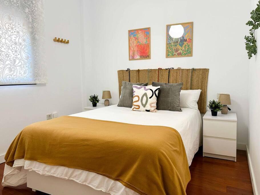Casa Najera. Elegancia Y Amplitud En Pleno Centro. Alicante