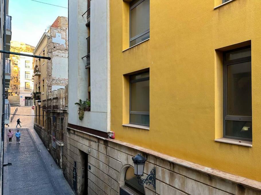 Apartamento Casa Najera. Elegancia Y Amplitud En Pleno Centro. Alicante