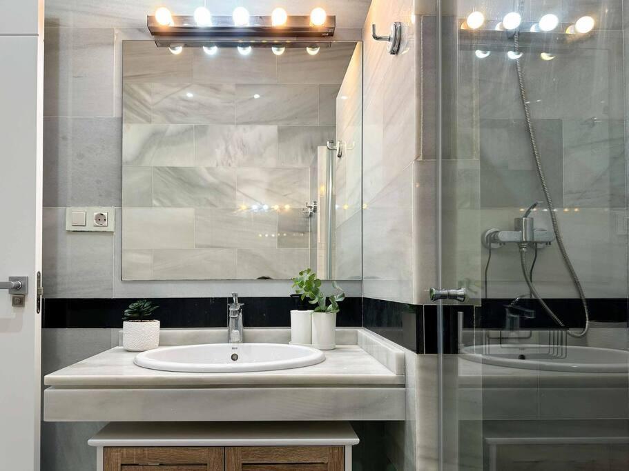 Casa Najera. Elegancia Y Amplitud En Pleno Centro. Apartamento *