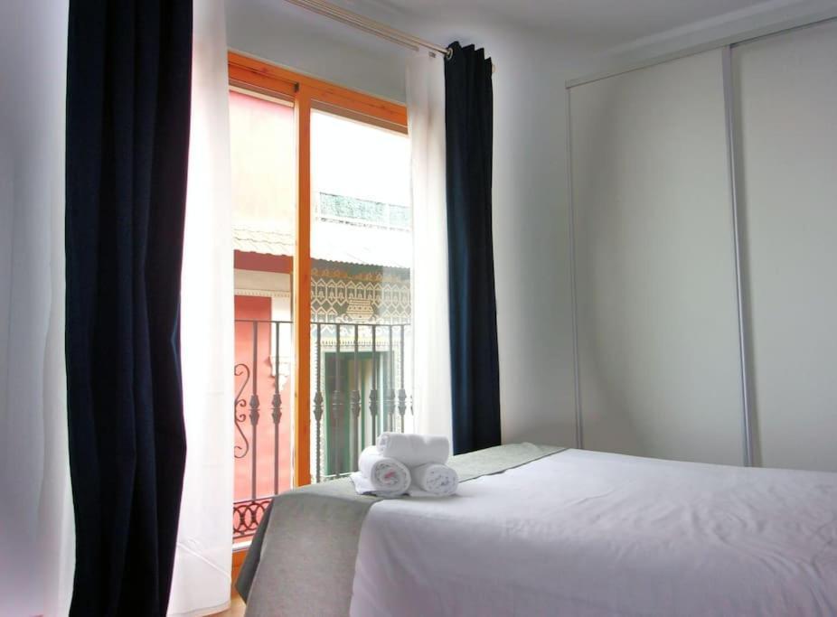 Beautiful In Calle Mayor Apartment