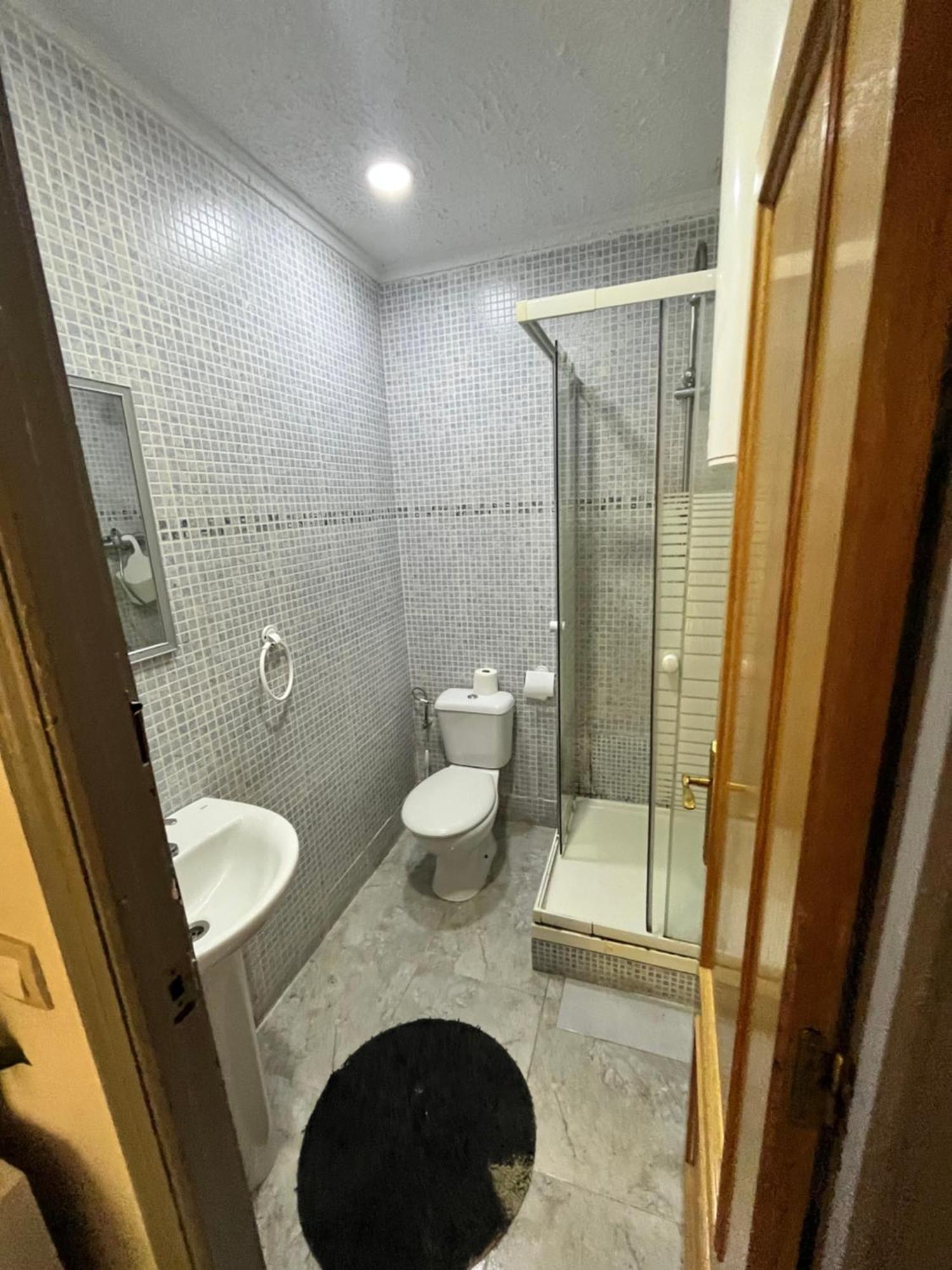Mayor Hostel *