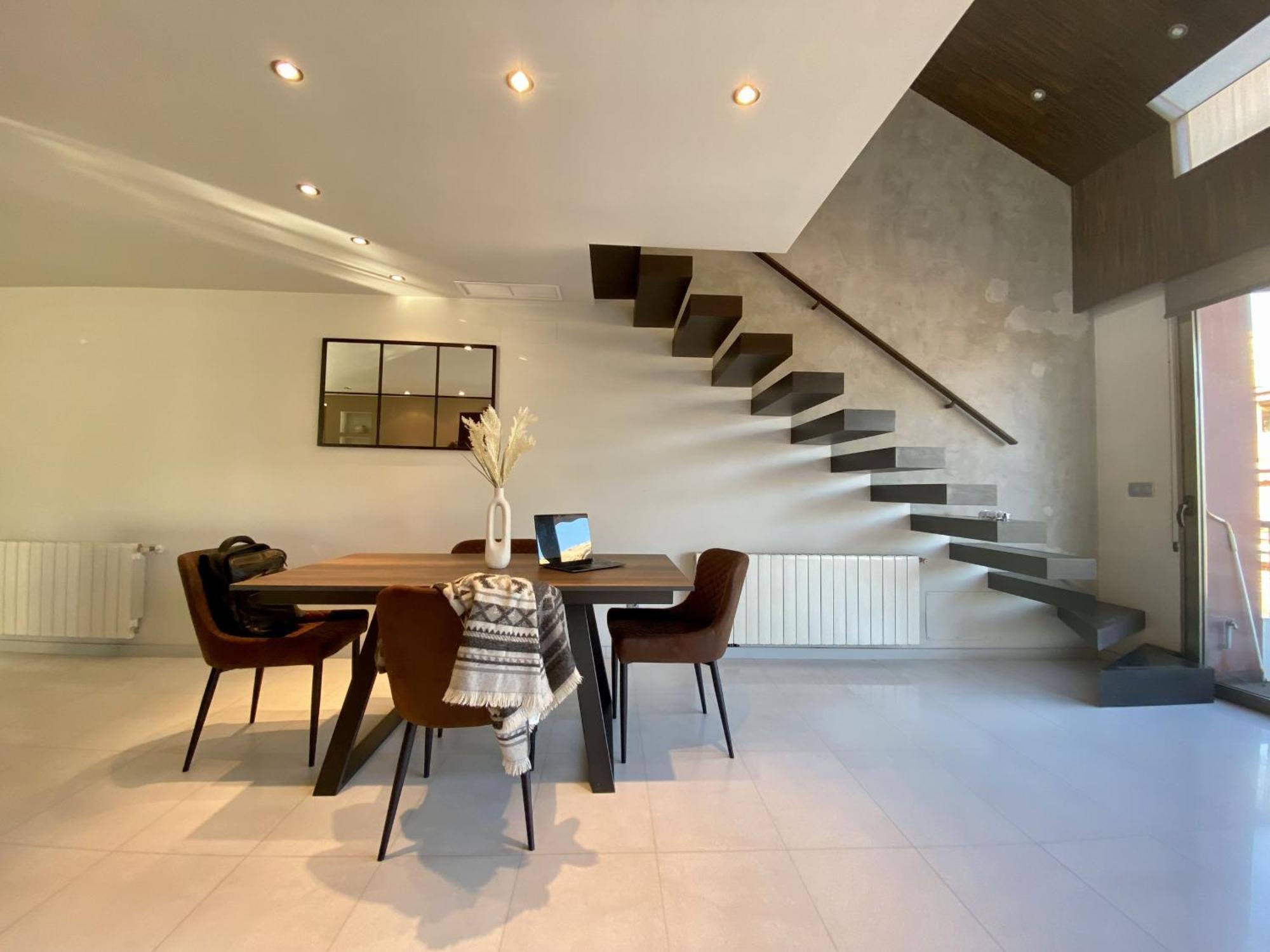 Apartment Penthouse With Castle View *