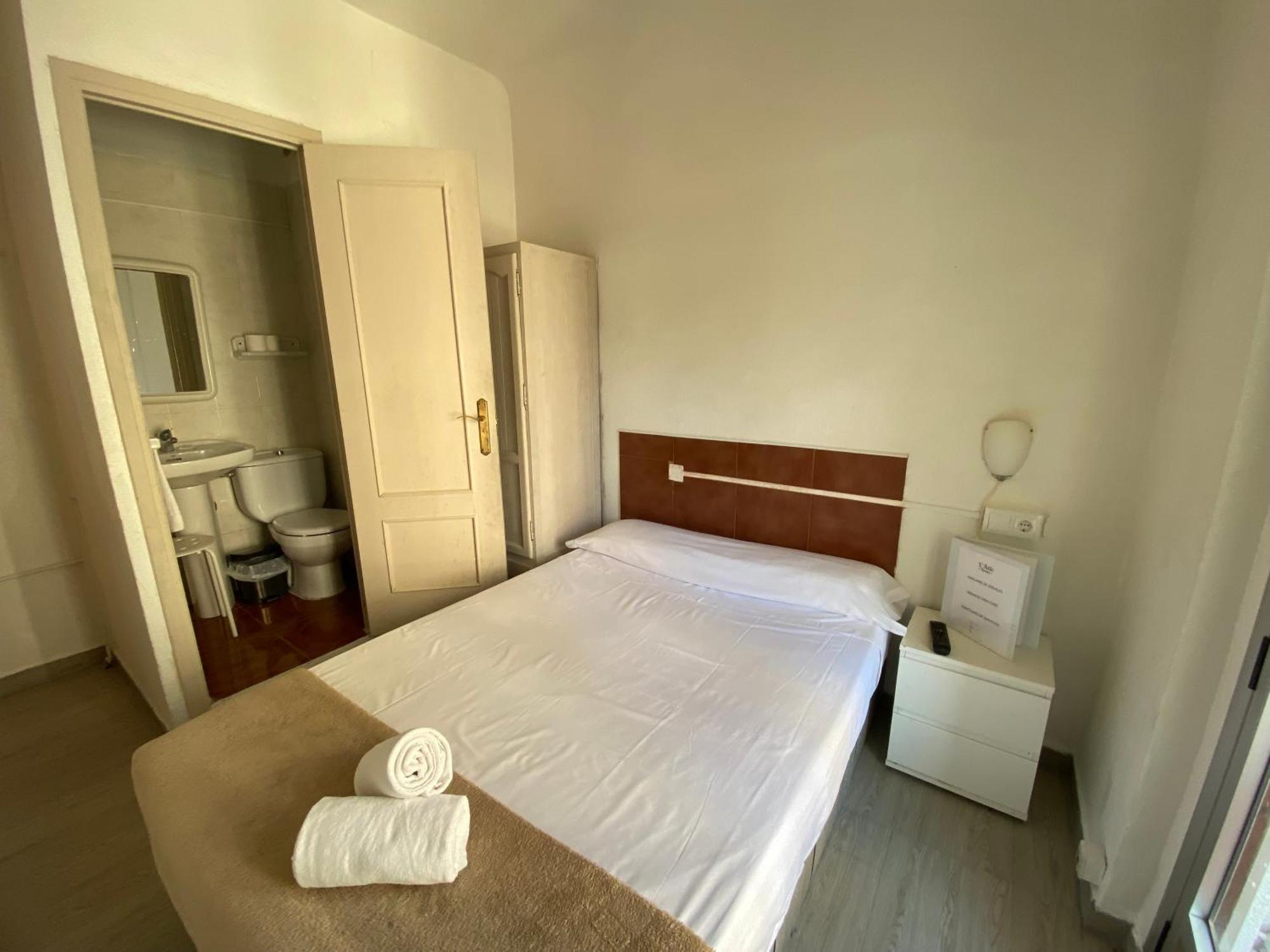 Latic Guest house *