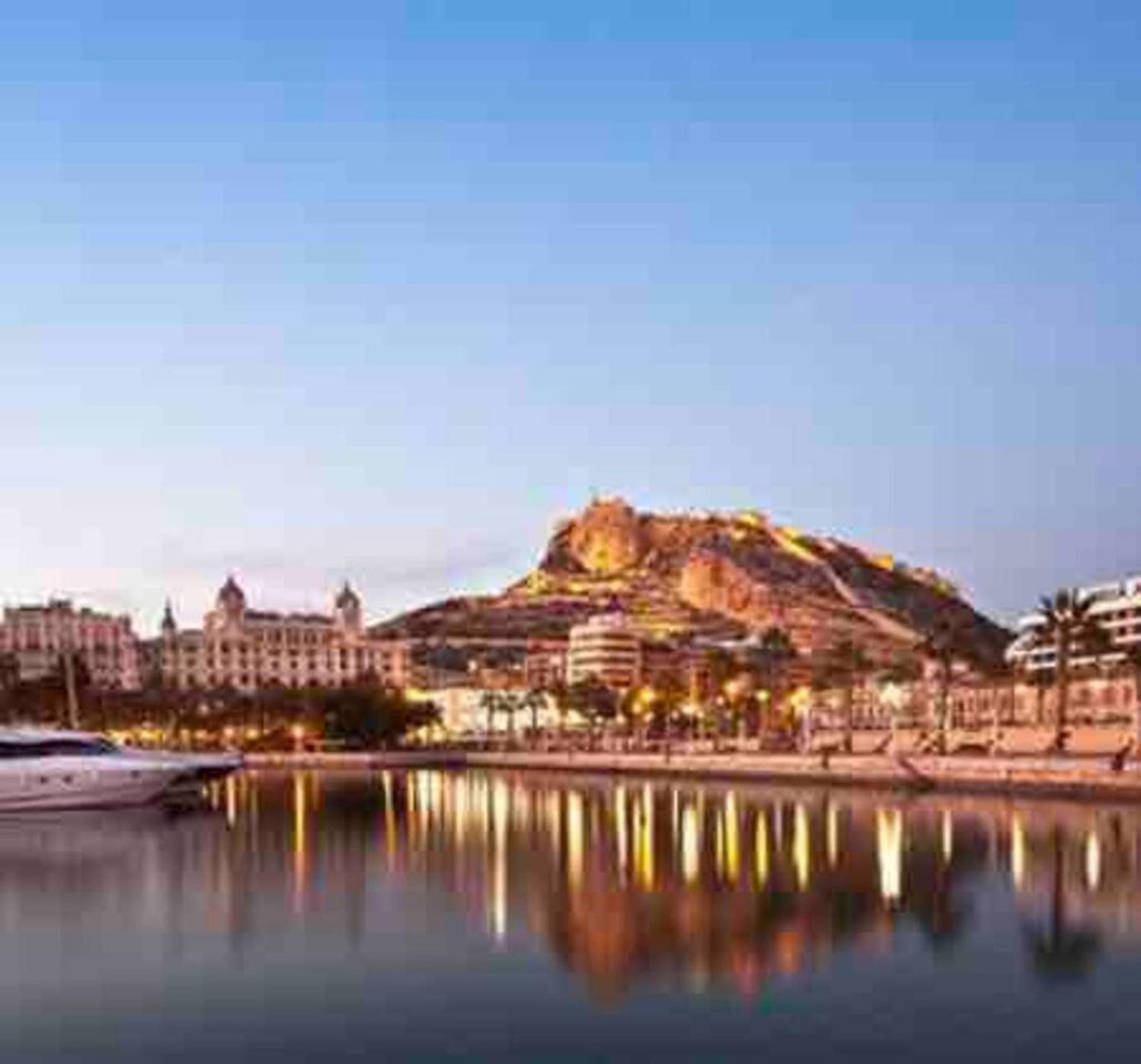 Spacious With Terrace In 120m² Air Conditioned * Alicante