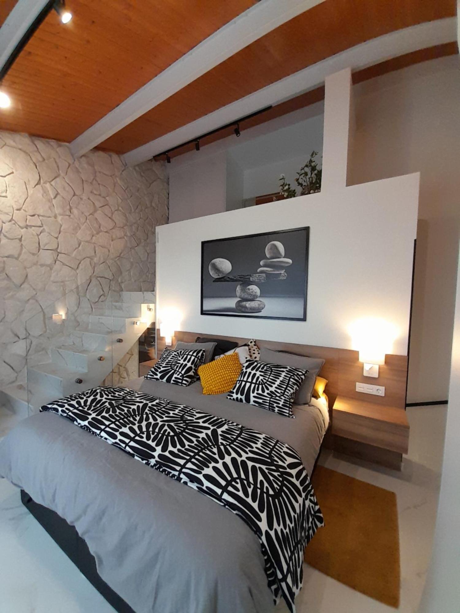Apartment Atico Roseta Luxury