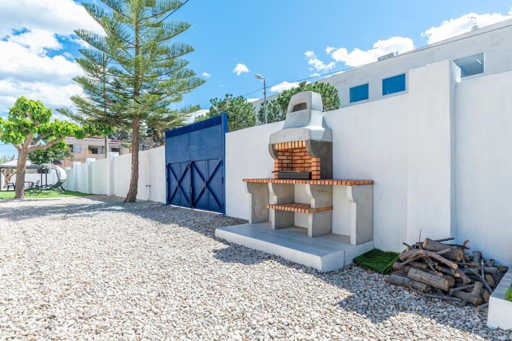 Lucentum Villa *