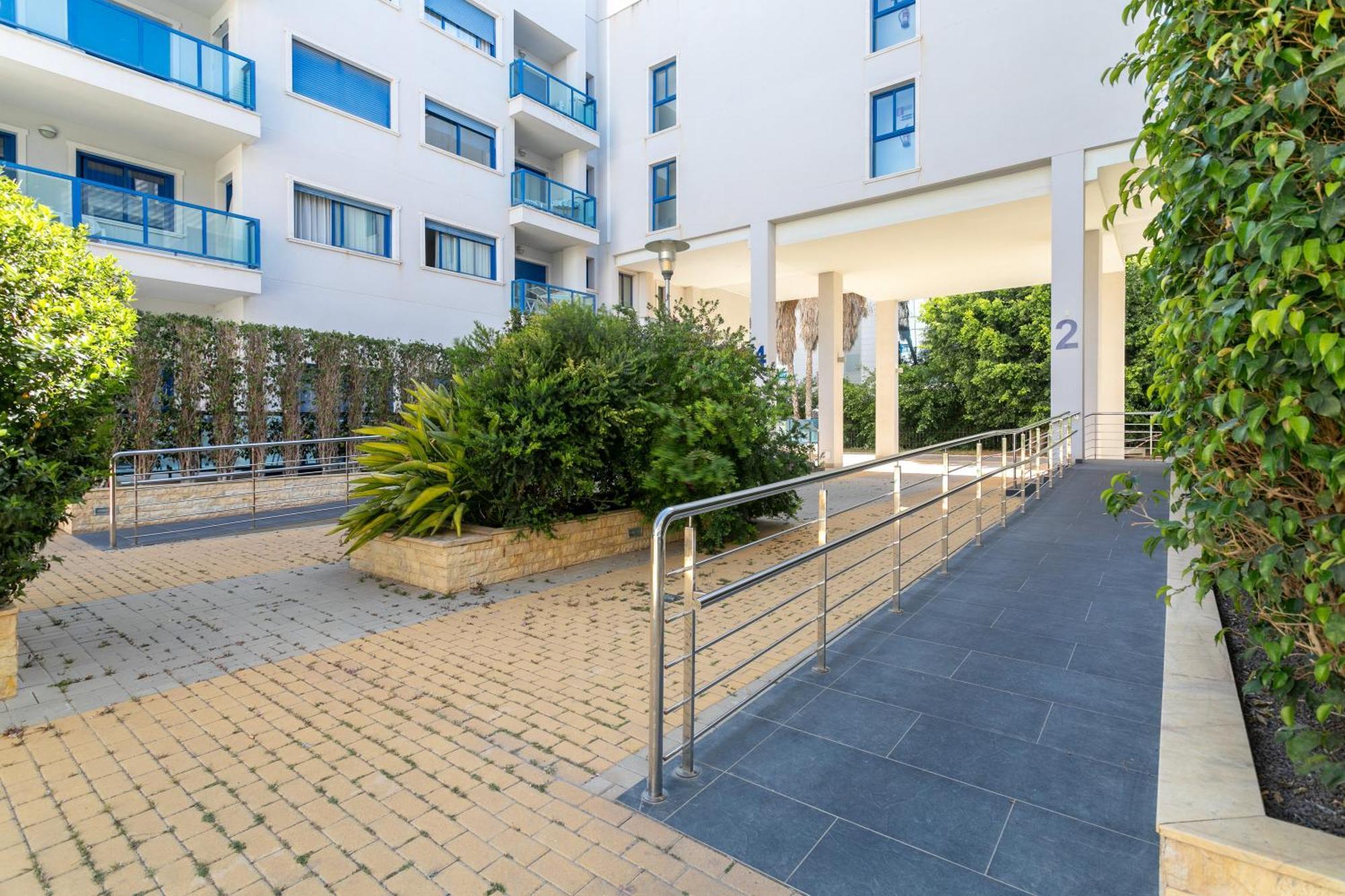 Hills Aparthotel Alicante