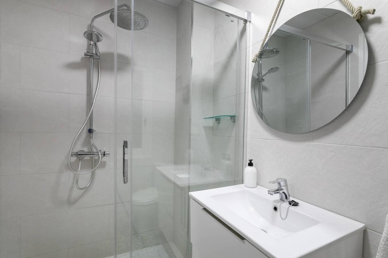 Oasis Contemporaneo En El Corazon De Apartamento