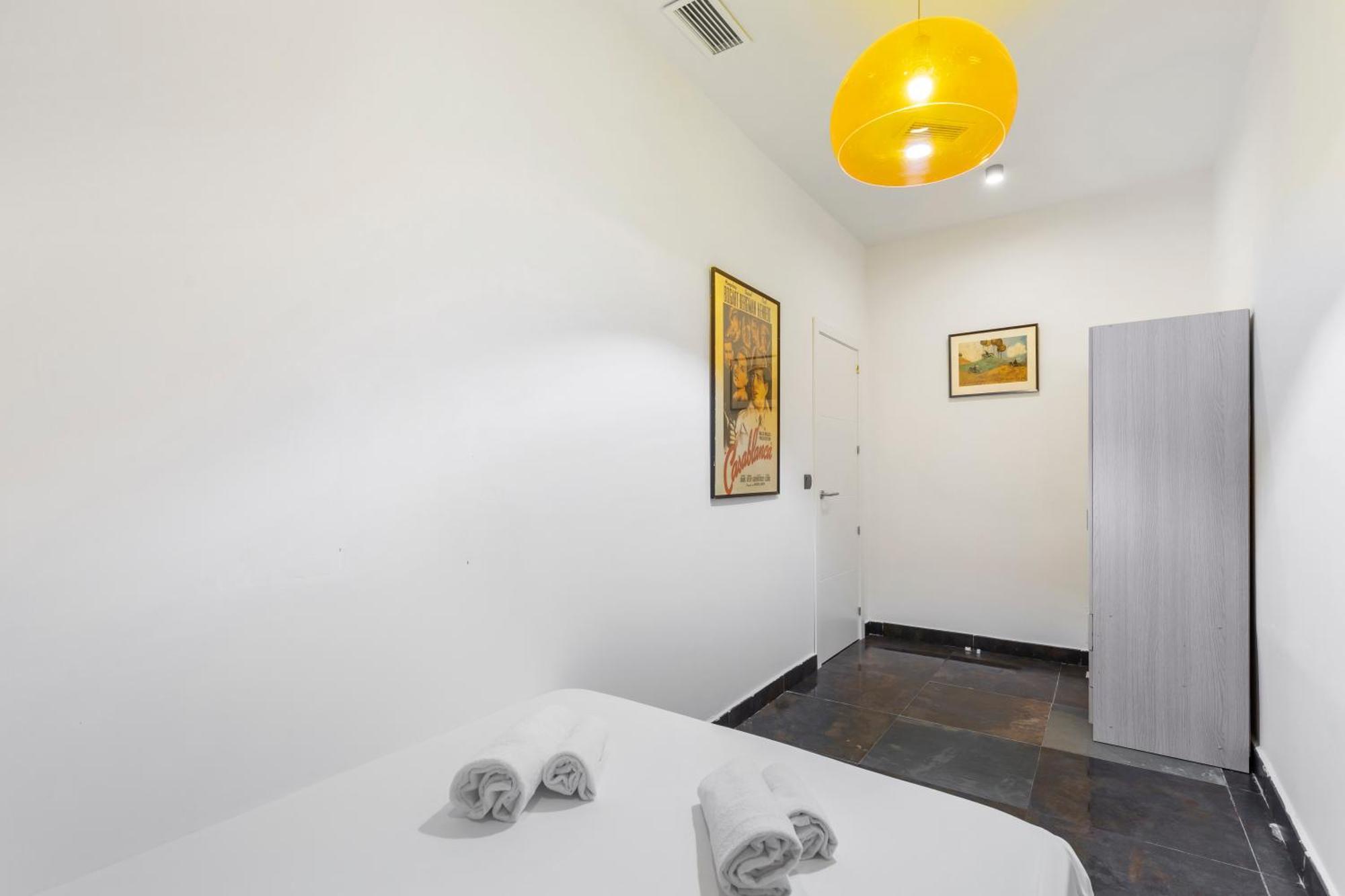 Appartement Modern With Patio In