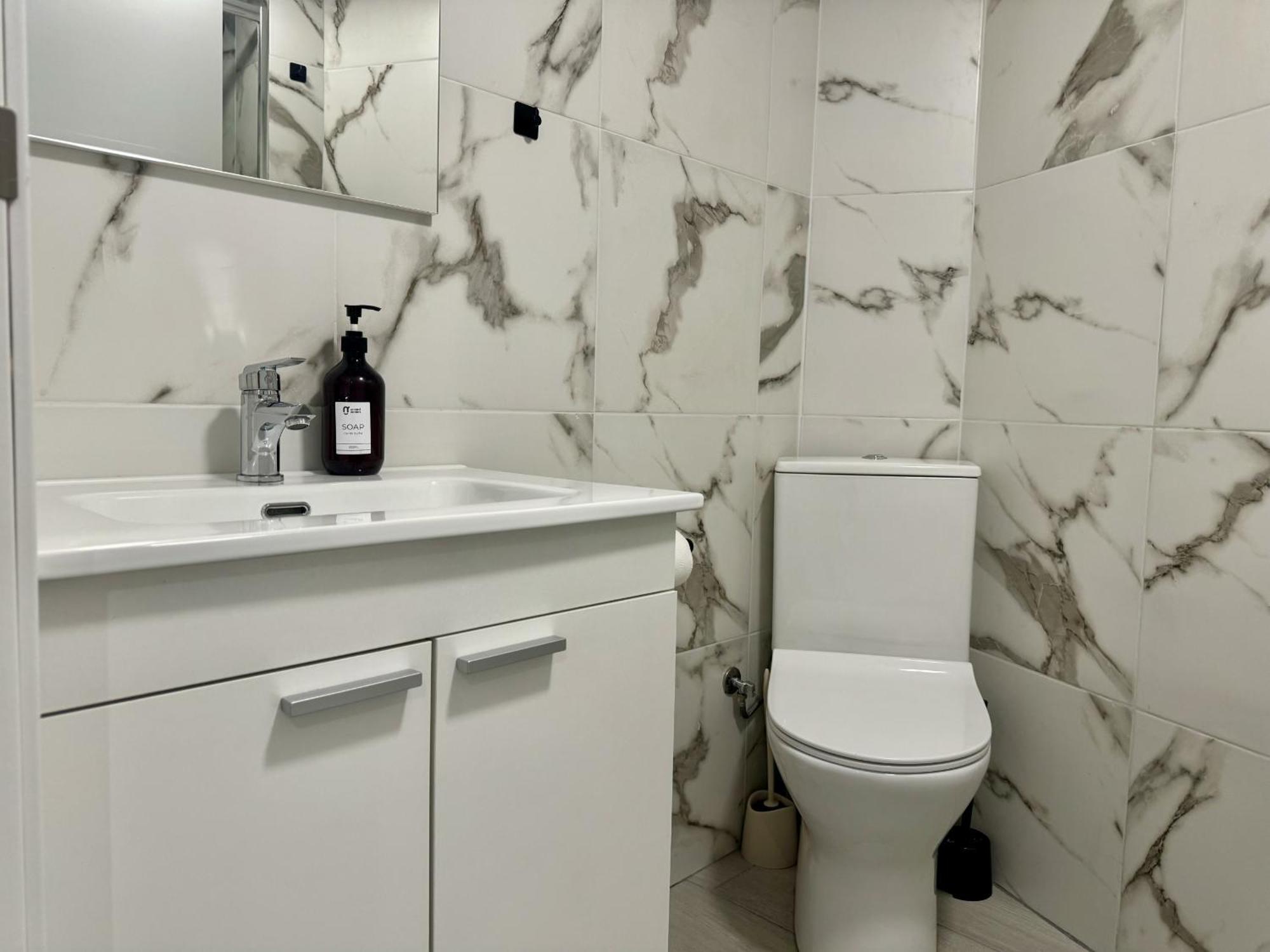 Alcala Galiano 81 By United Renters