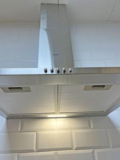 Nuevo, Plaza De Toros, Airc Apartamento