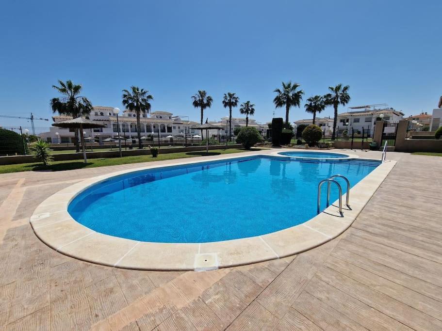 Apartment Punta Prima Flat With Private Roof Terrace *