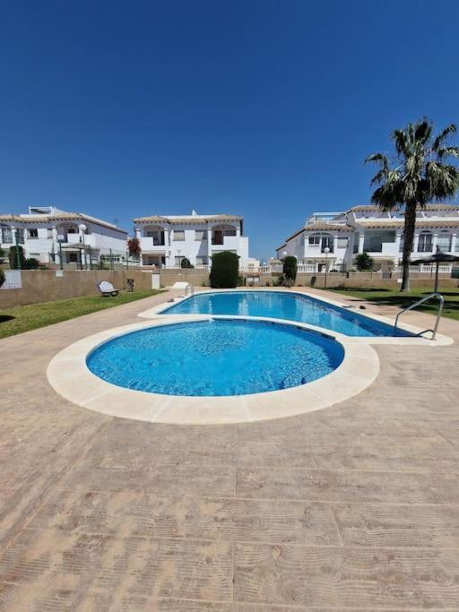 Punta Prima Flat With Private Roof Terrace Apartment *