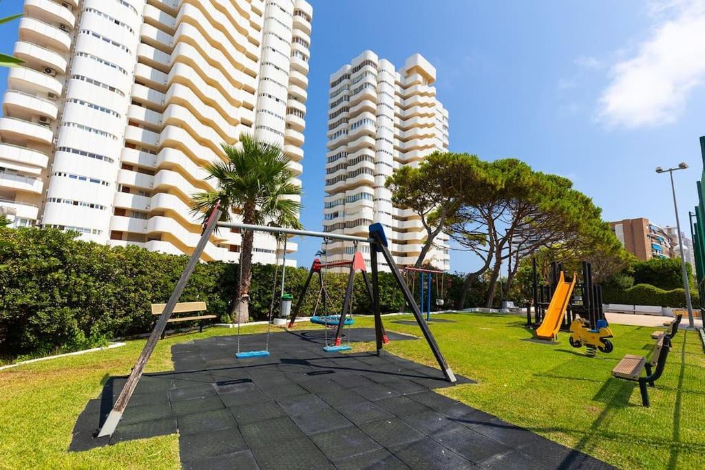 Lujoso En 1º Linea Playa San Juan Apartamento