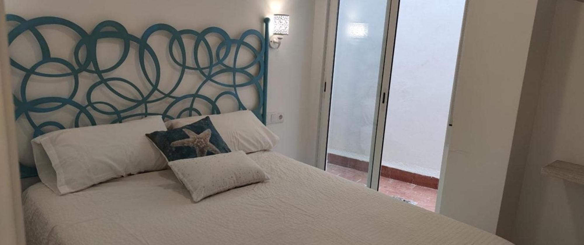 Charming Central 65 M² City View