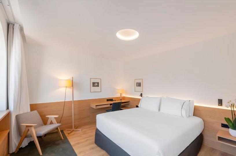 Hotel Eurostars Portico 5*