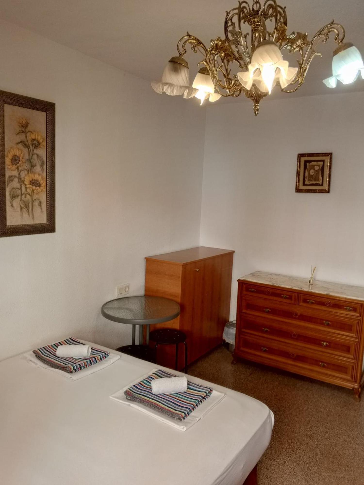 Habitacion *