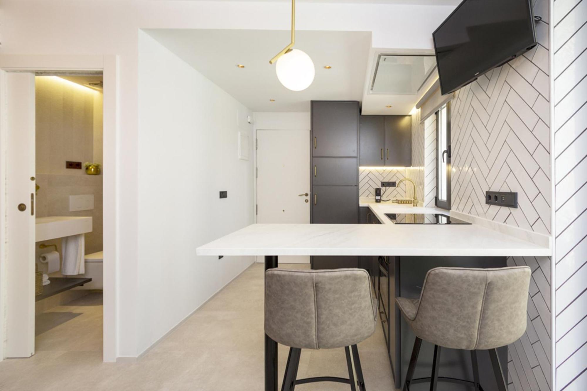 Cisneros By United Renters *