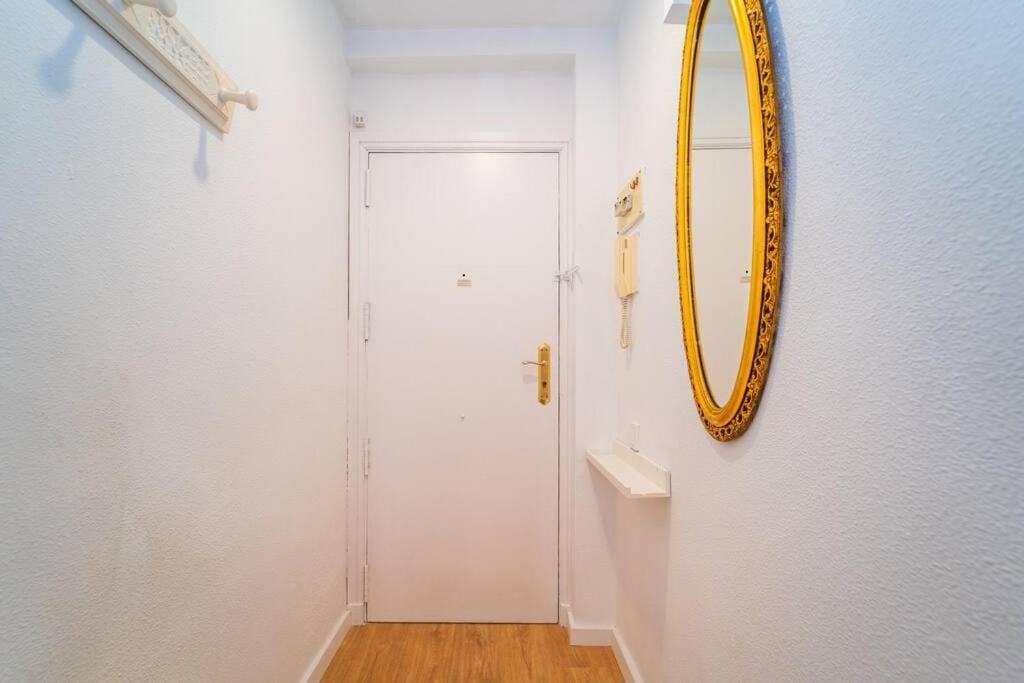 Appartement Authentic Flat Near The *