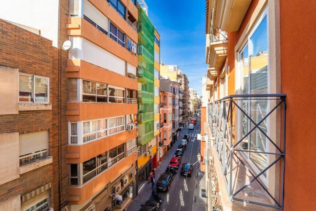 Appartement Authentic Flat Near The Alicante