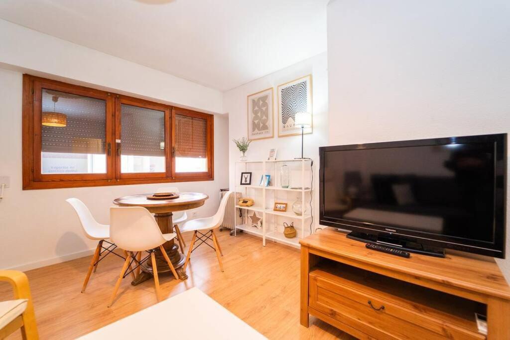 Appartement Authentic Flat Near The