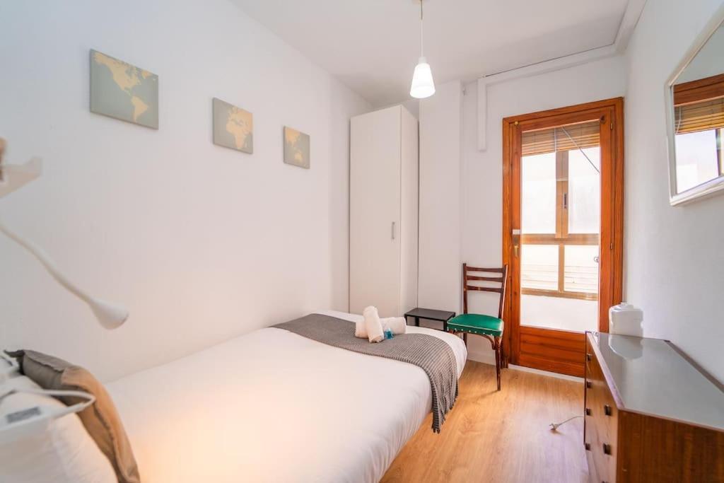 Authentic Flat Near The Appartement Alicante