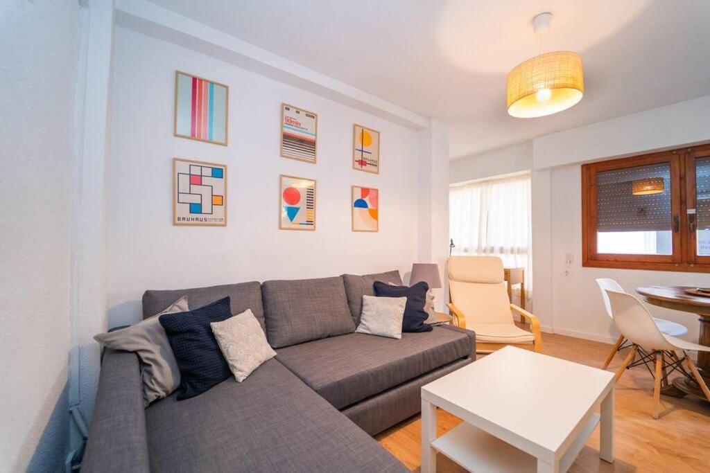 Authentic Flat Near The Appartement Alicante