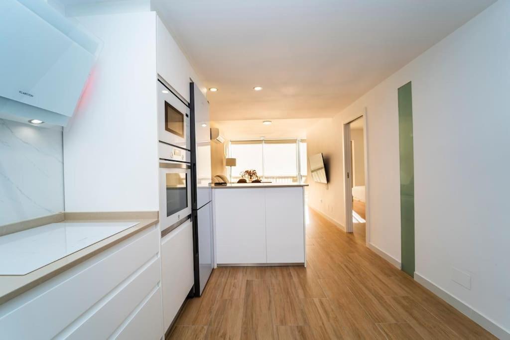 Apartment Modern Beachside In La Albufereta Alicante