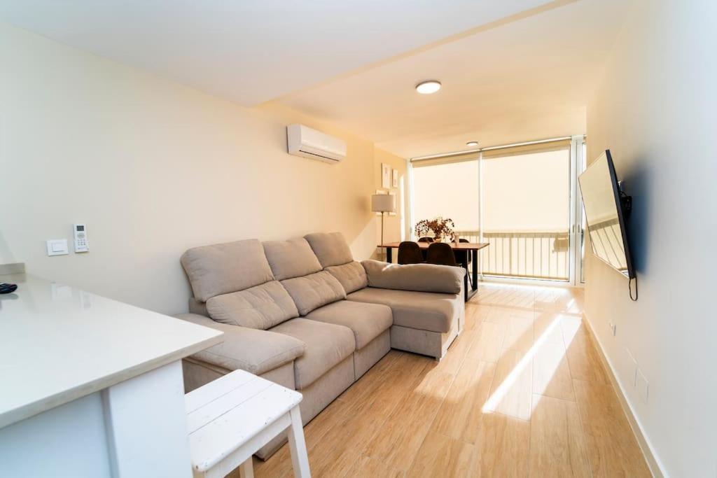 Modern Beachside In La Albufereta Alicante