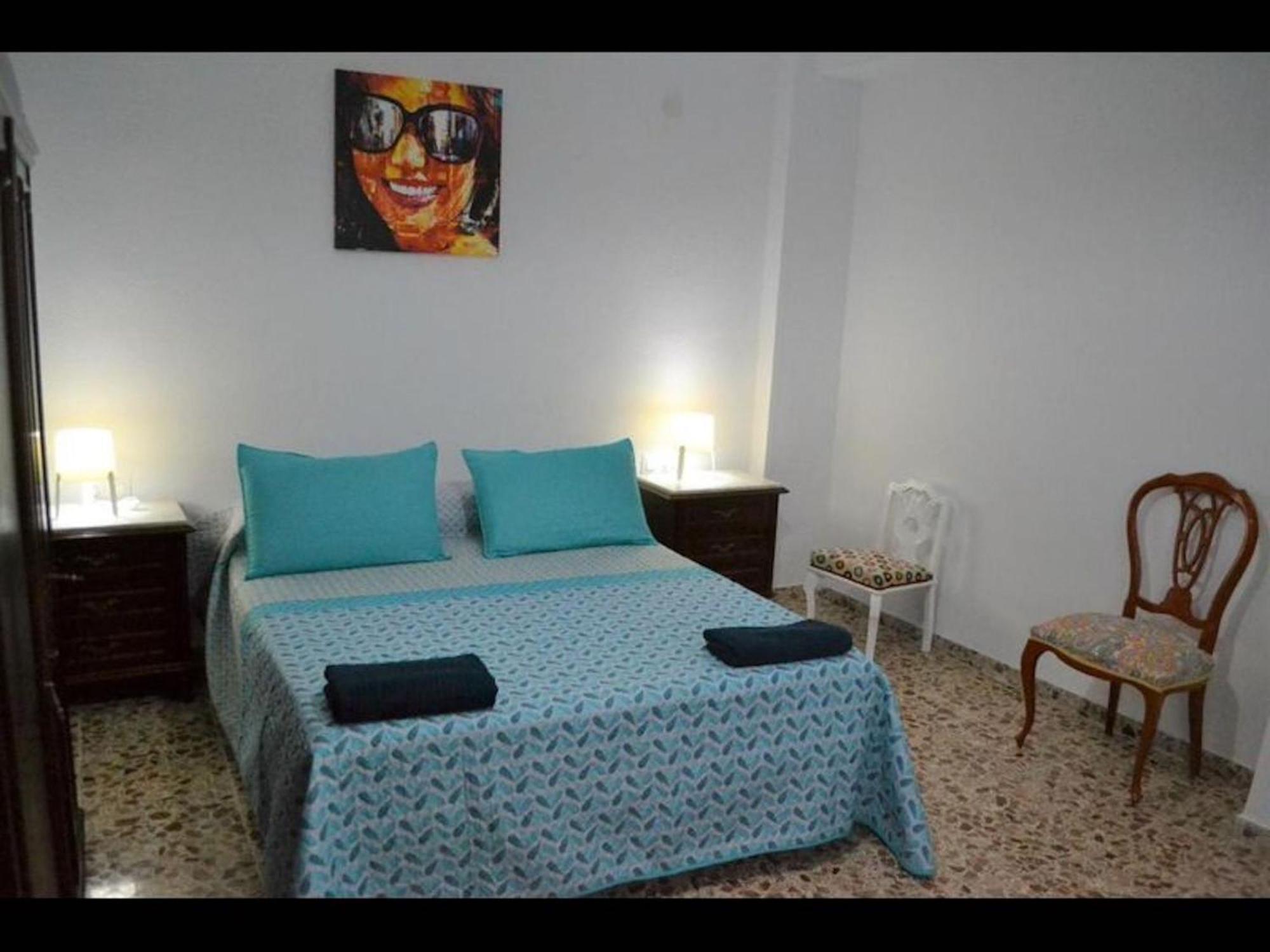 Exceptional Fully Refurbished With Stunning Bathroom 1 Bed *