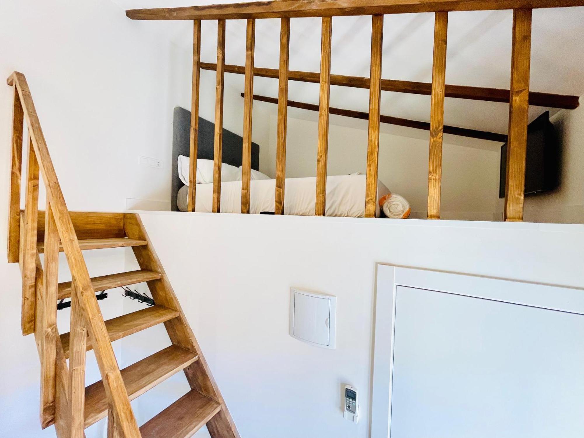 Apartment Lovely Loft Toledo