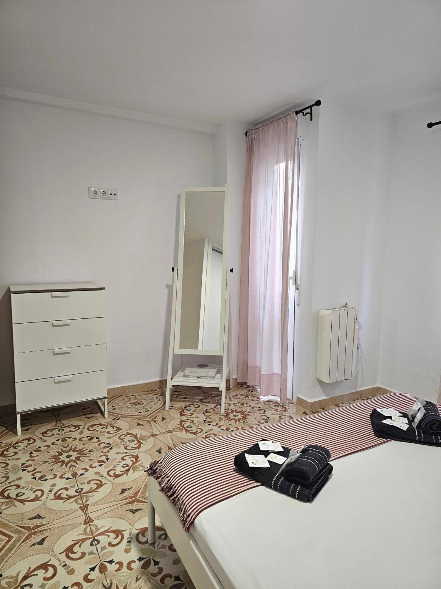 Apartment Suncastle -with Sunny Rooftop Terrace And Barbecue