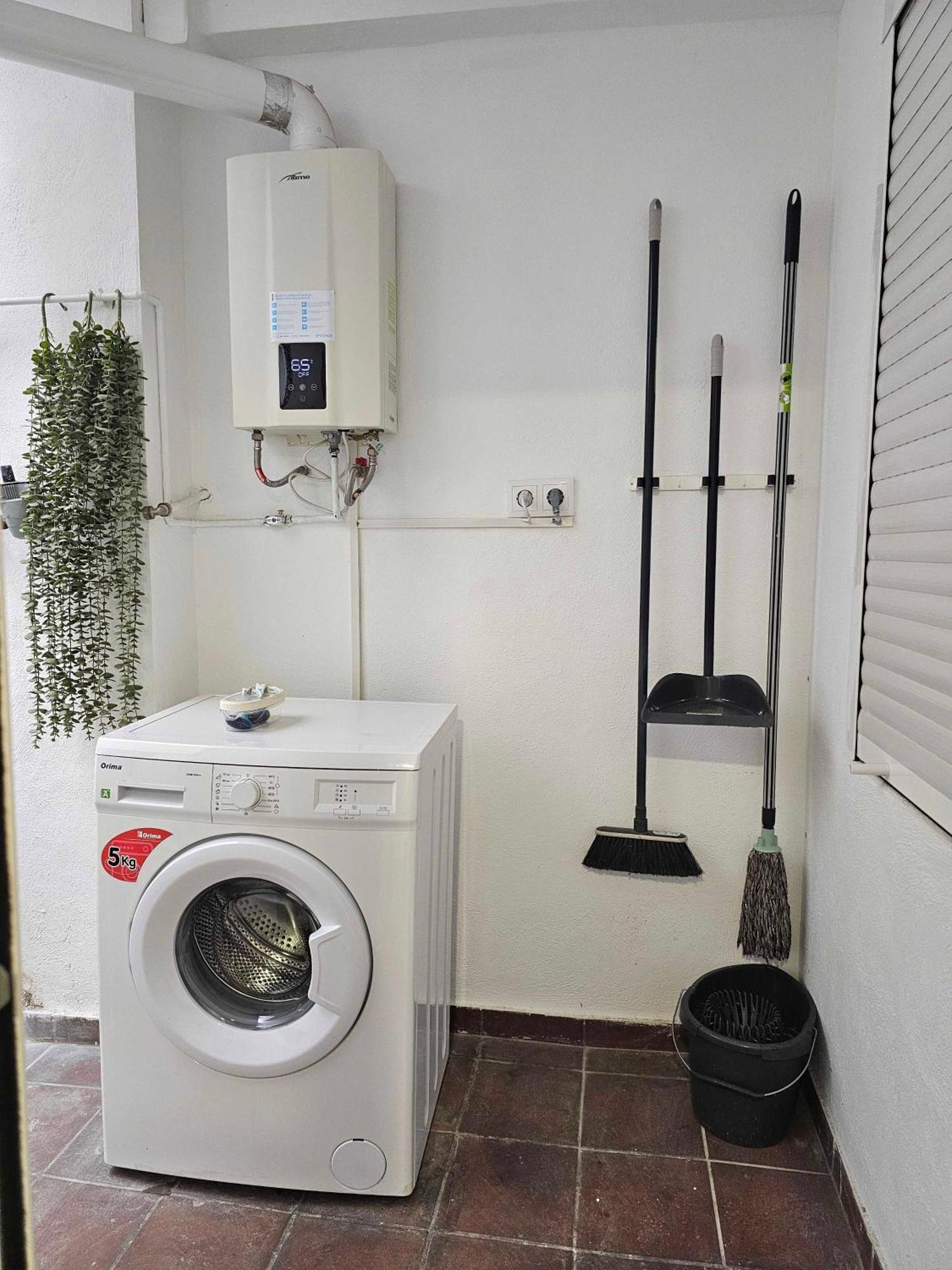 Suncastle -with Sunny Rooftop Terrace And Barbecue Apartment Alicante