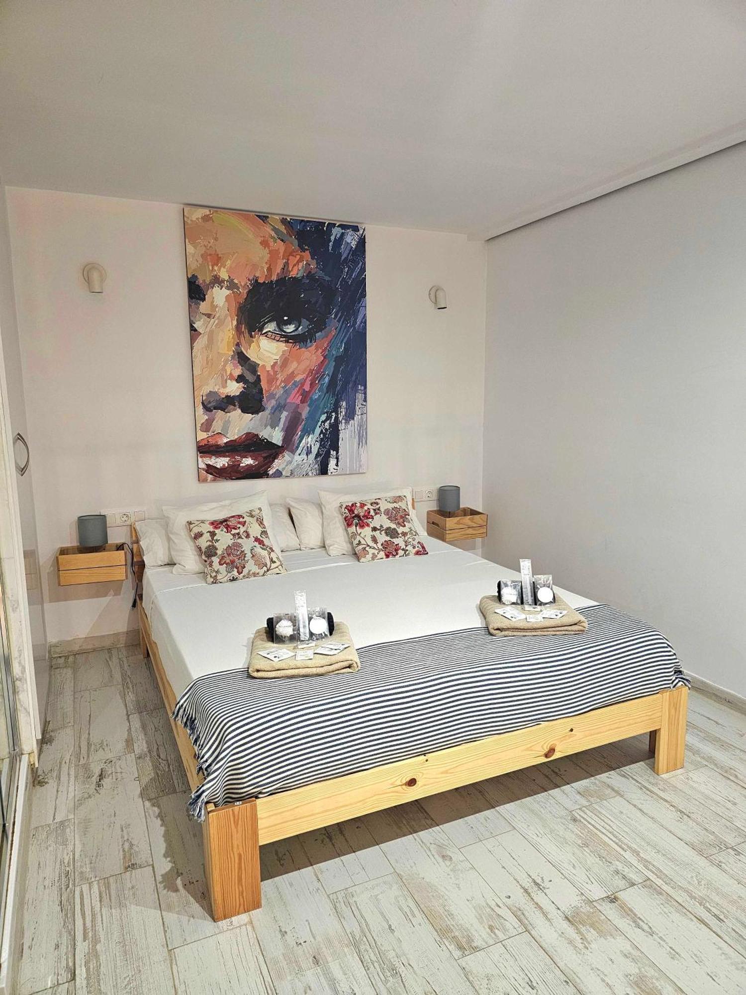 Suncastle -with Sunny Rooftop Terrace And Barbecue Alicante