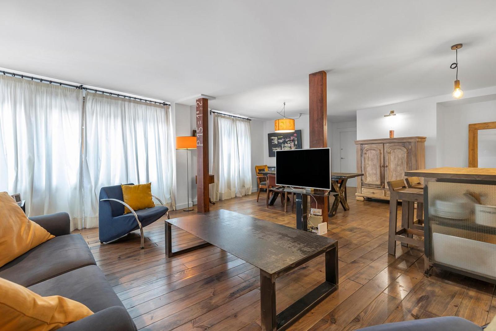 Design In Center Of With Ac * Alicante
