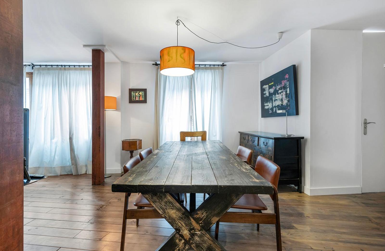 Design In Center Of With Ac Apartment *