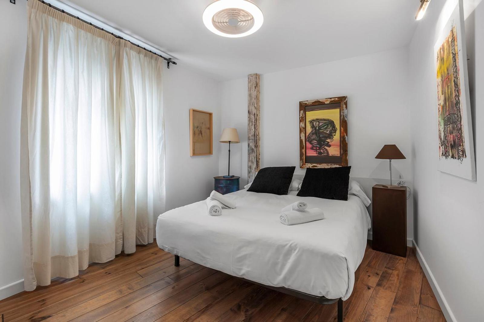 Design In Center Of With Ac Alicante
