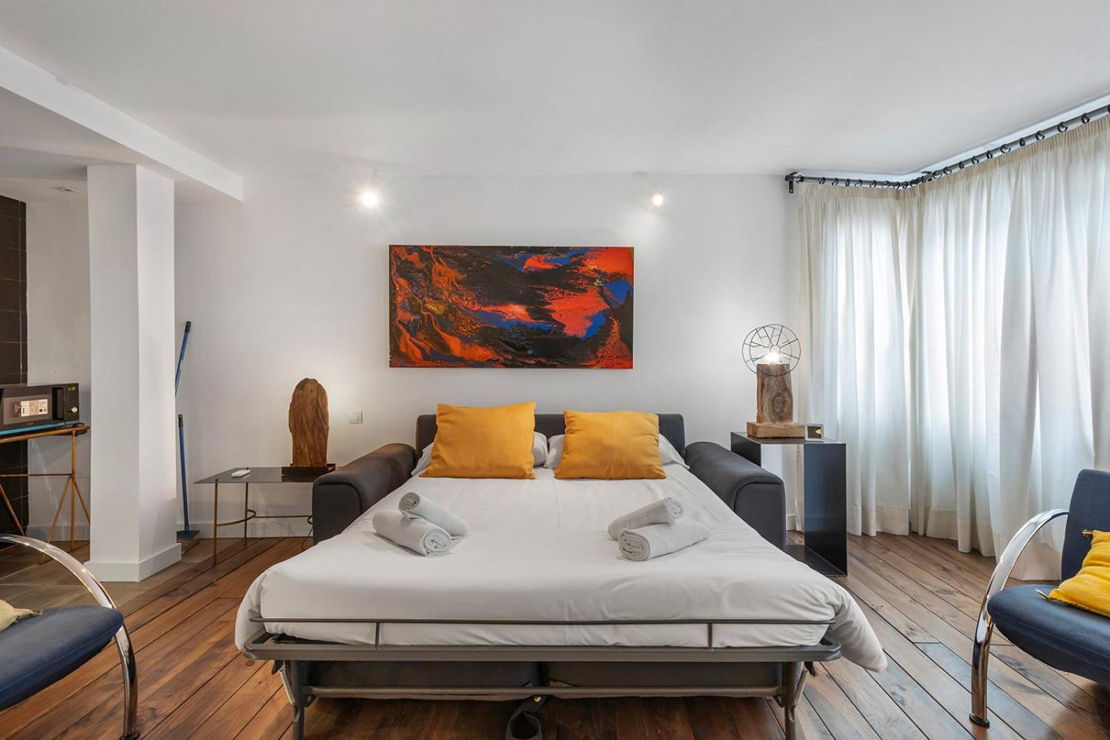 Apartment Design In Center Of With Ac *