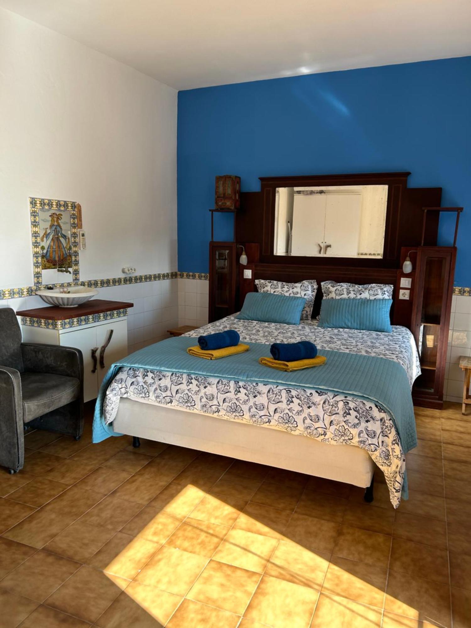 Charming House In The Historic Old Town Villa Alicante