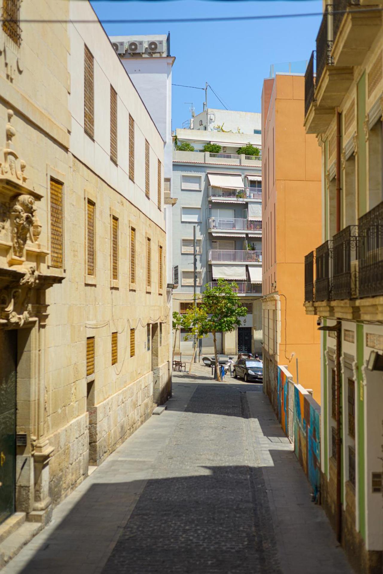 Appartement Refined And Practical In Historic Center Of *
