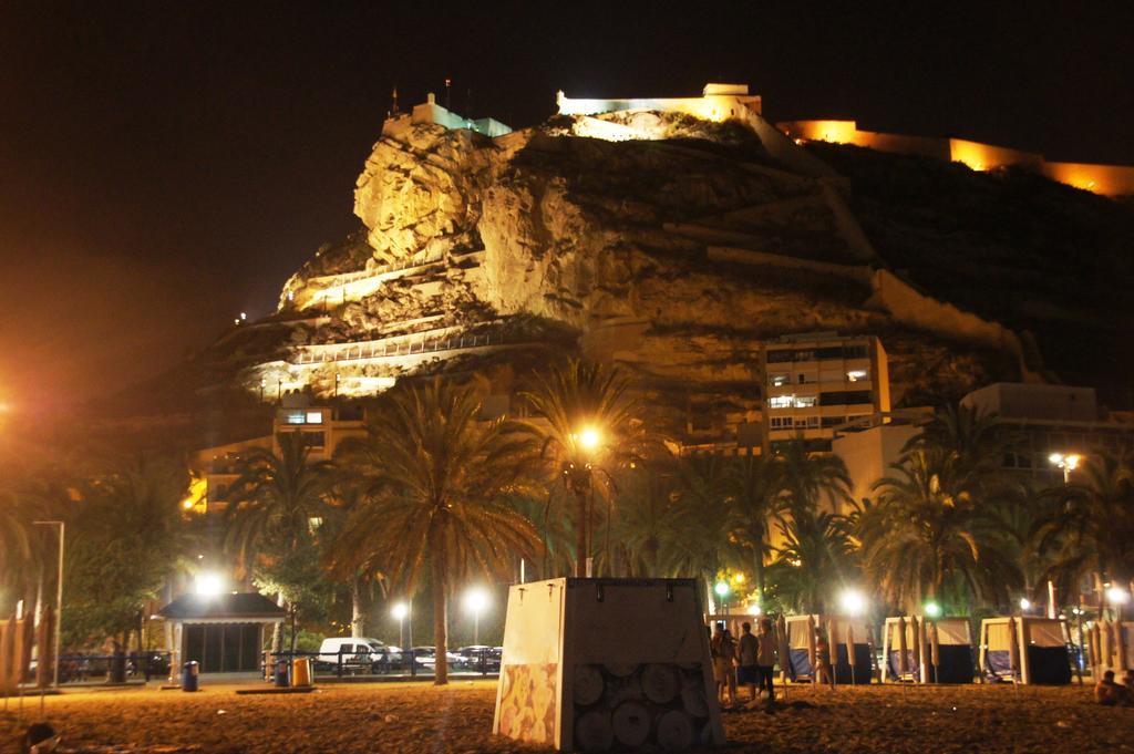 Alicante Apartments *