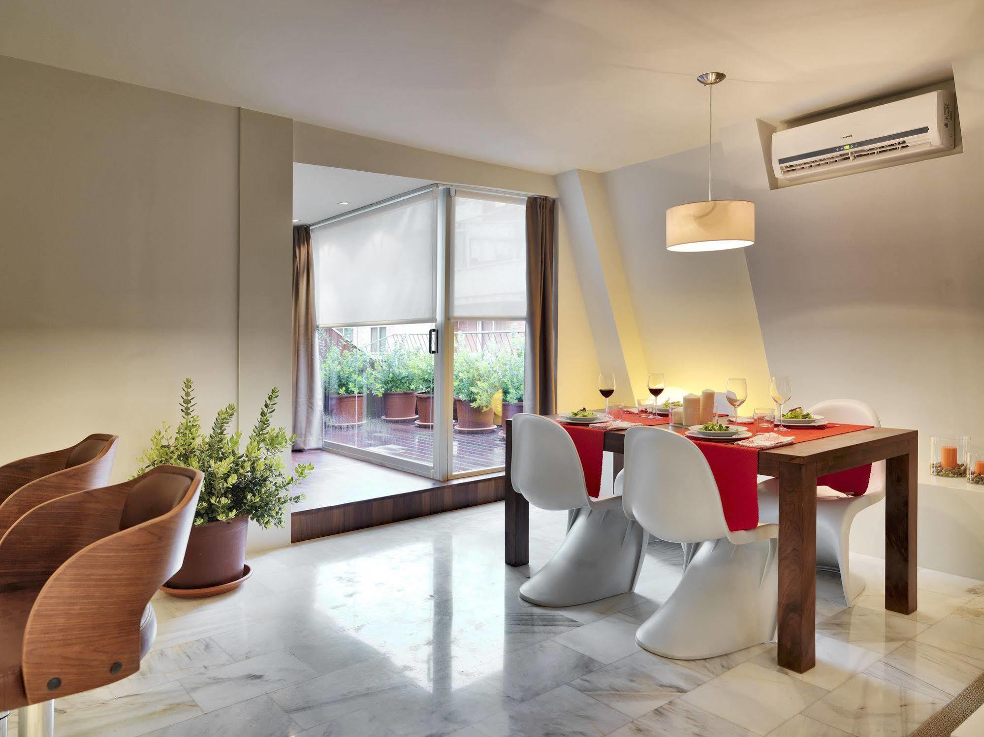 Apartamentos Living Alicante Huoneisto Alicante