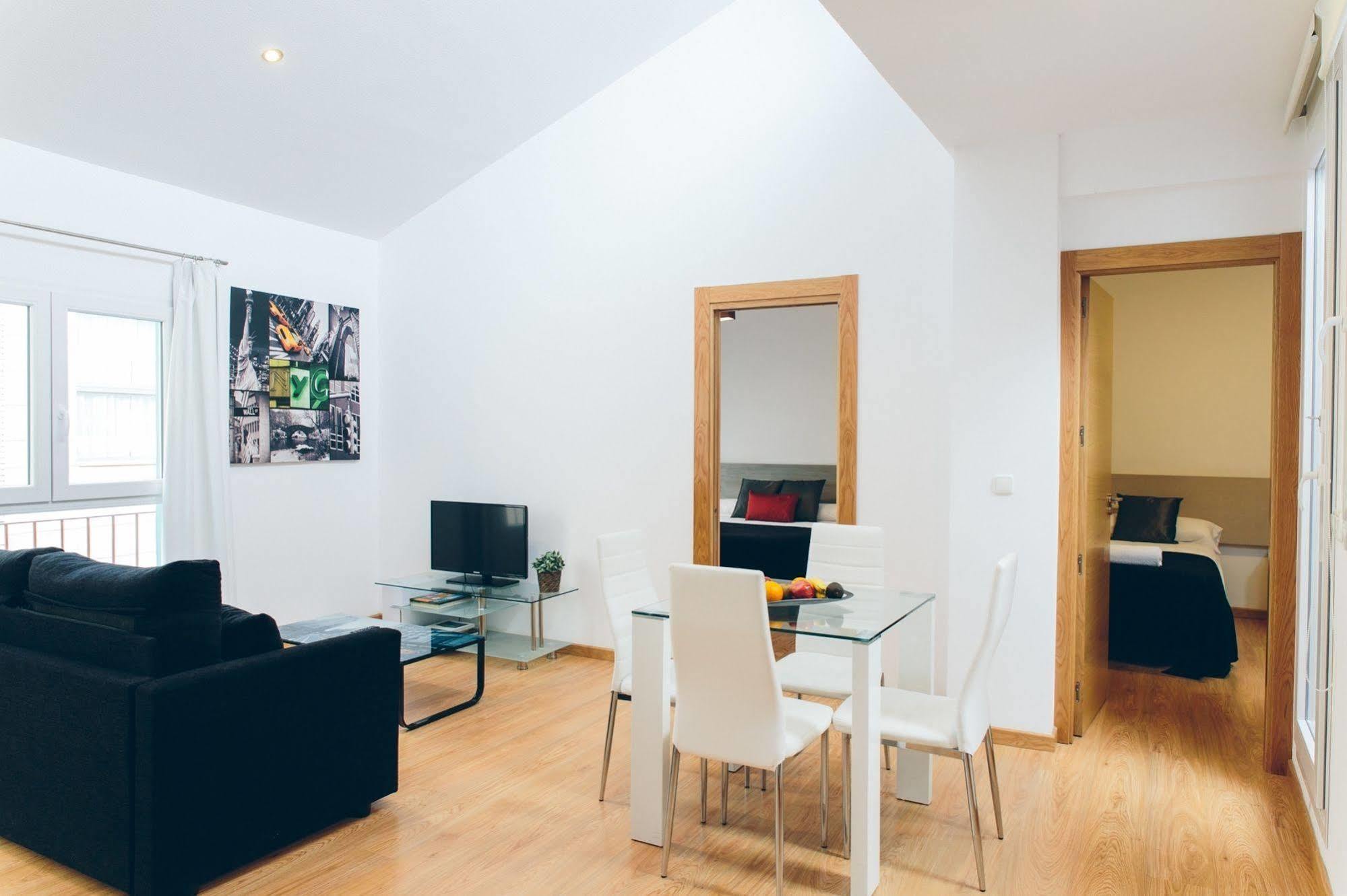 The Lucky Flats - Artilleros Huoneisto Alicante